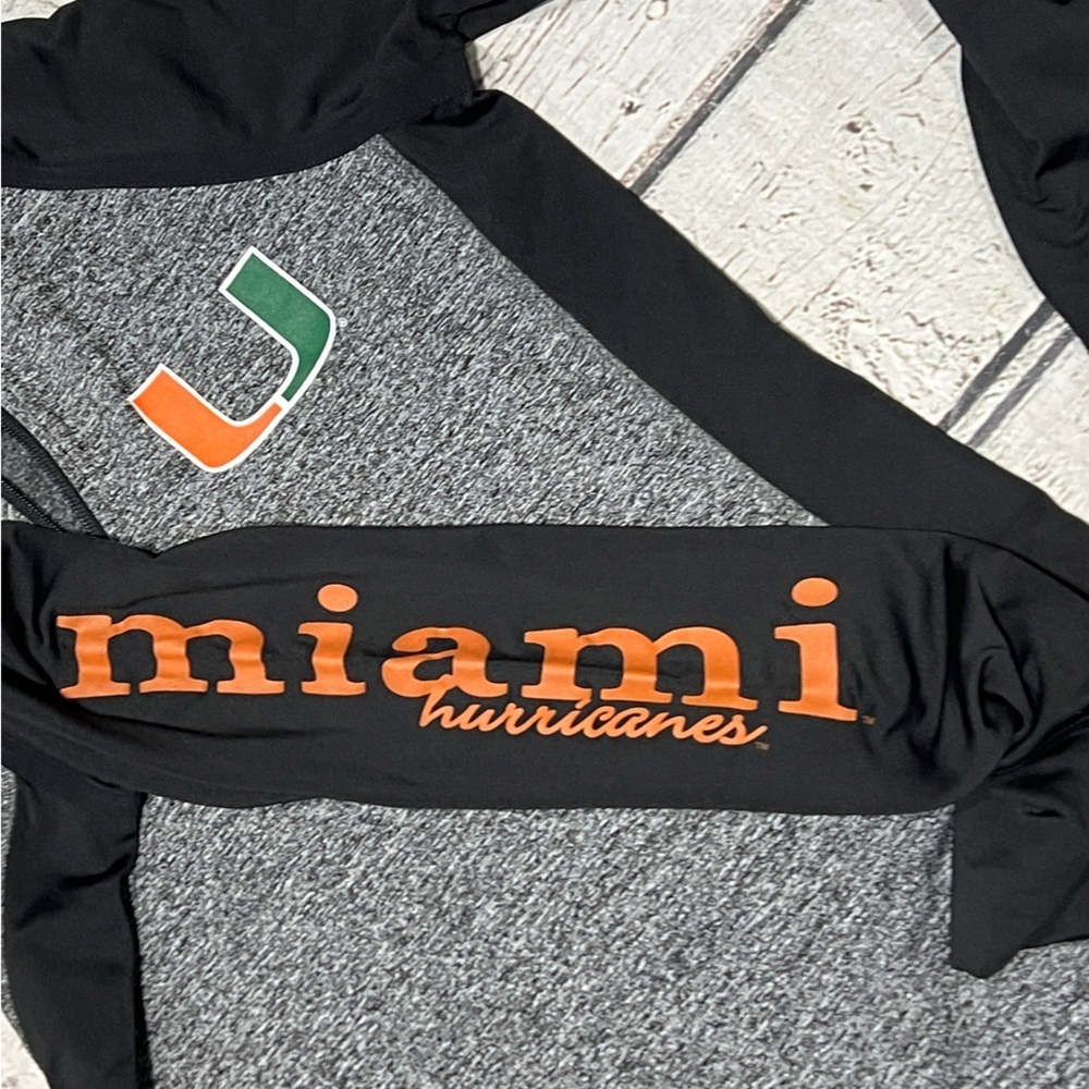 Miami Hurricanes Athletic Gym Workout Womens New Sports Collegiate Shirt - Picture 4 of 6